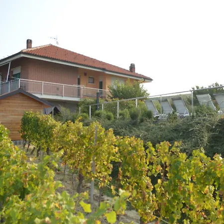 Il Volo, Piscina E Wellness Villa Castiglione Tinella Exterior photo