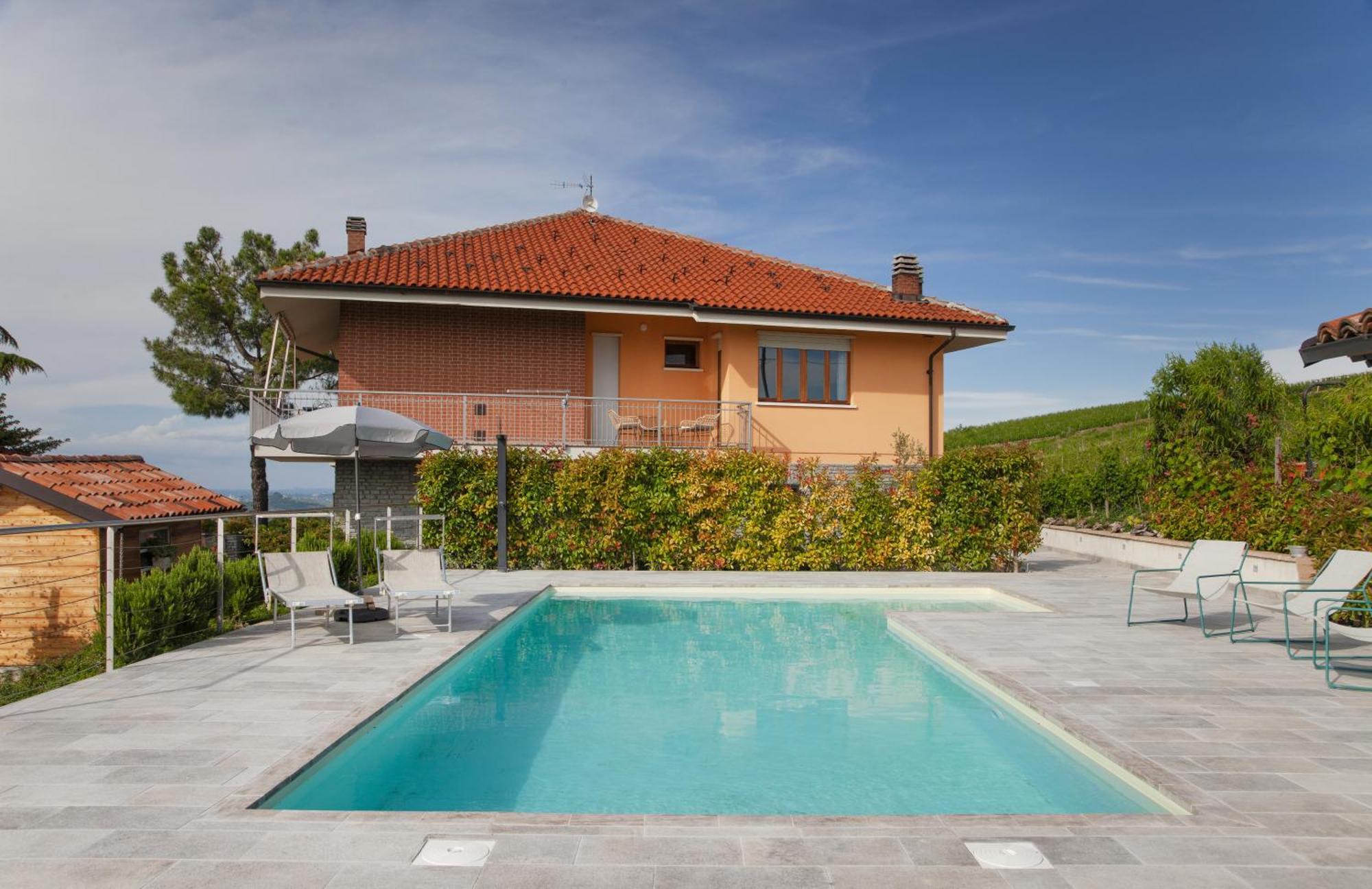 Holiday home Il Volo, Piscina E Wellness